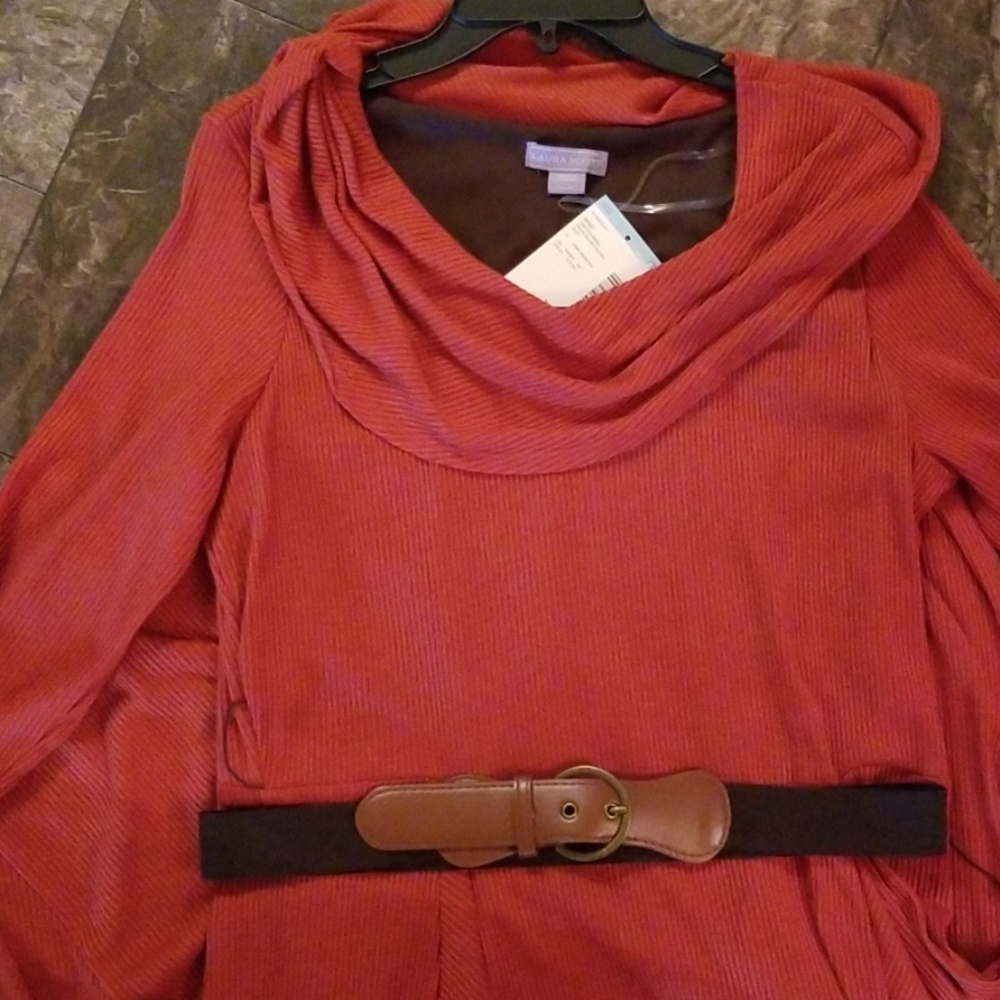 Dress - Picture 2 of 4
